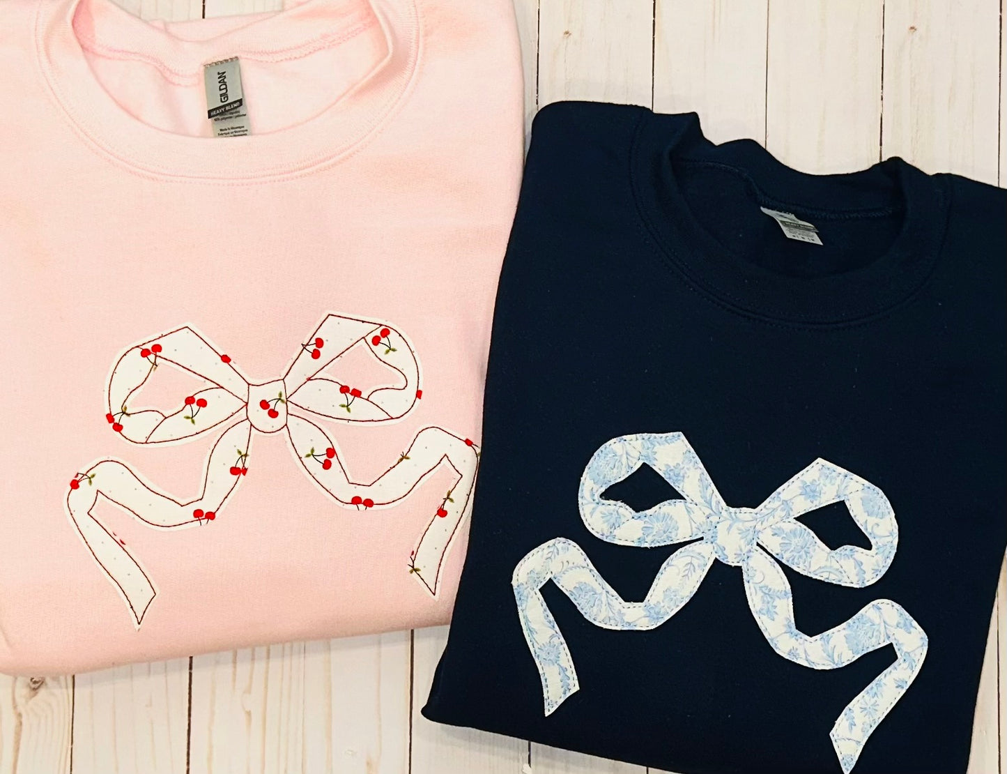 Bow Applique Sweatshirt