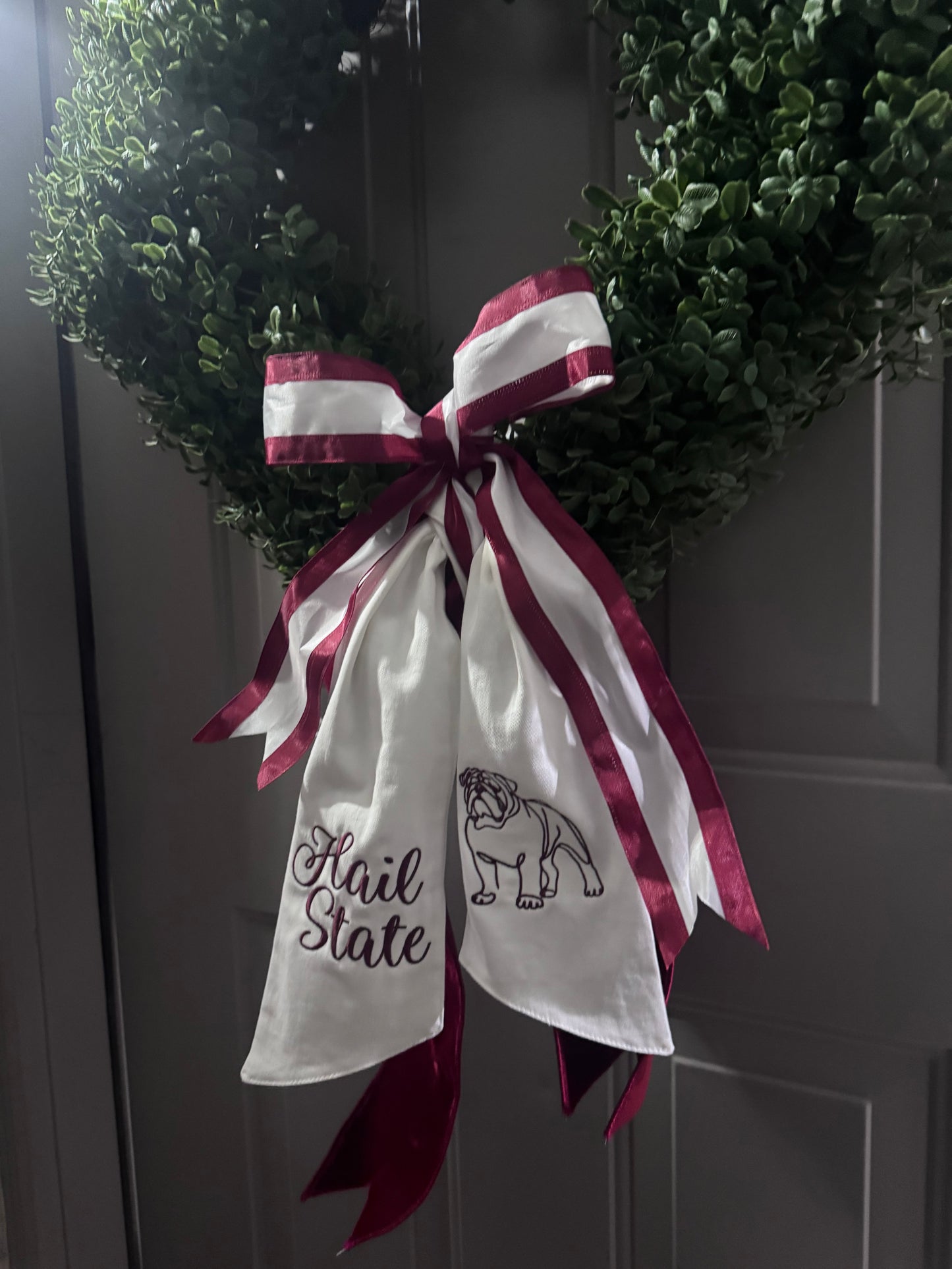 Bulldog Wreath Sash