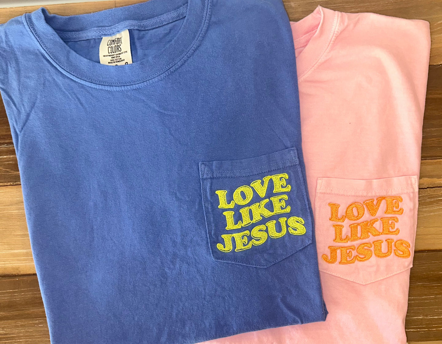 Love Like Jesus Pocket Tshirt